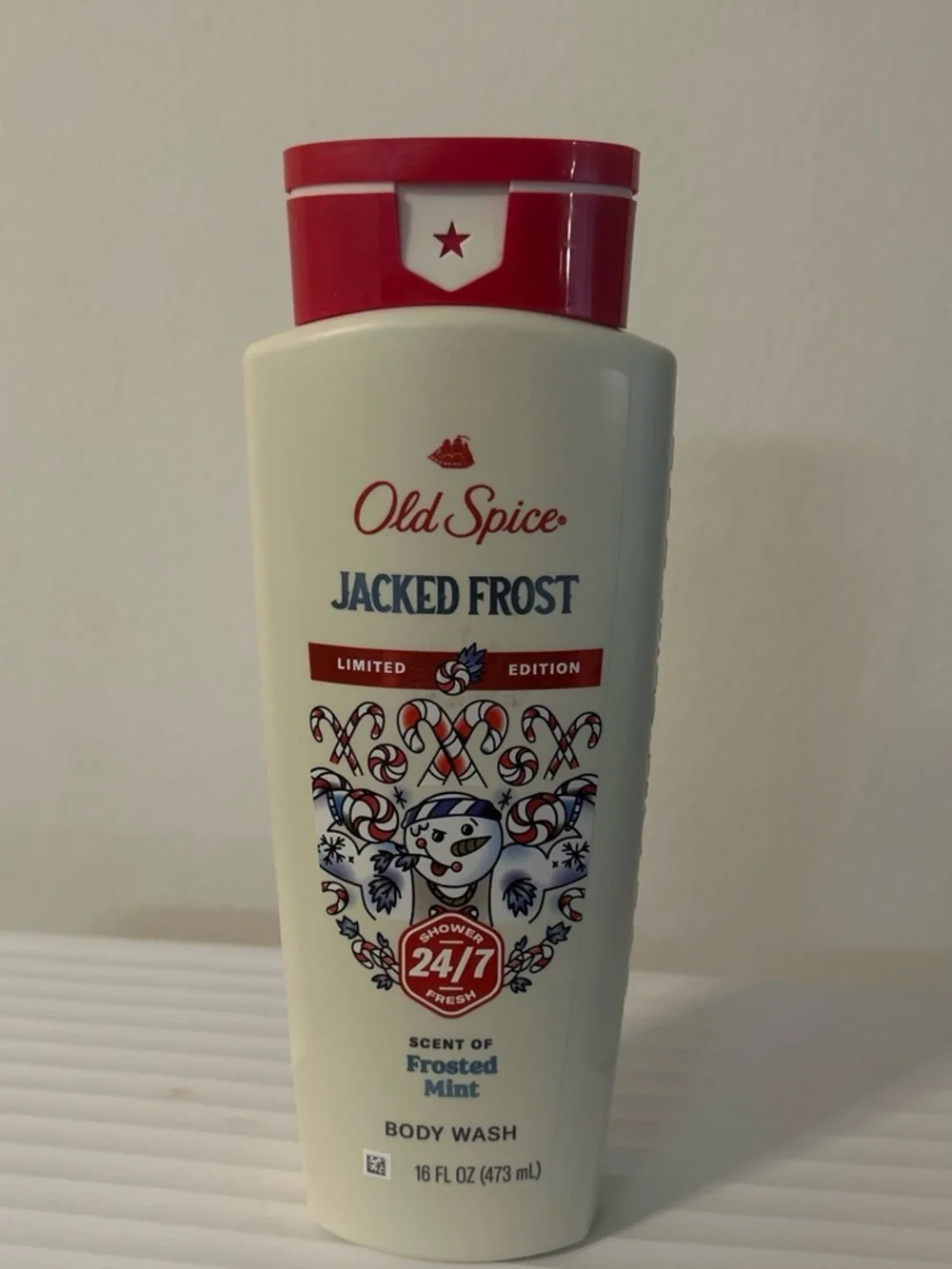 Old Spice Jacked Frost Frosted Mint  and fresh pine body wash 16oz